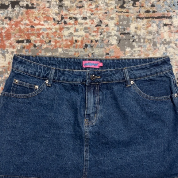 Edikted Denim Skirt - Picture 3 of 4